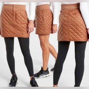 Athleta Quilted lodge skirt